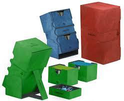 Stronghold 200+ Deck Box